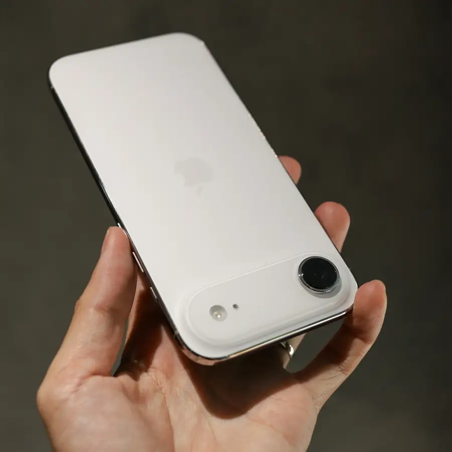 Smartphone - Image 3